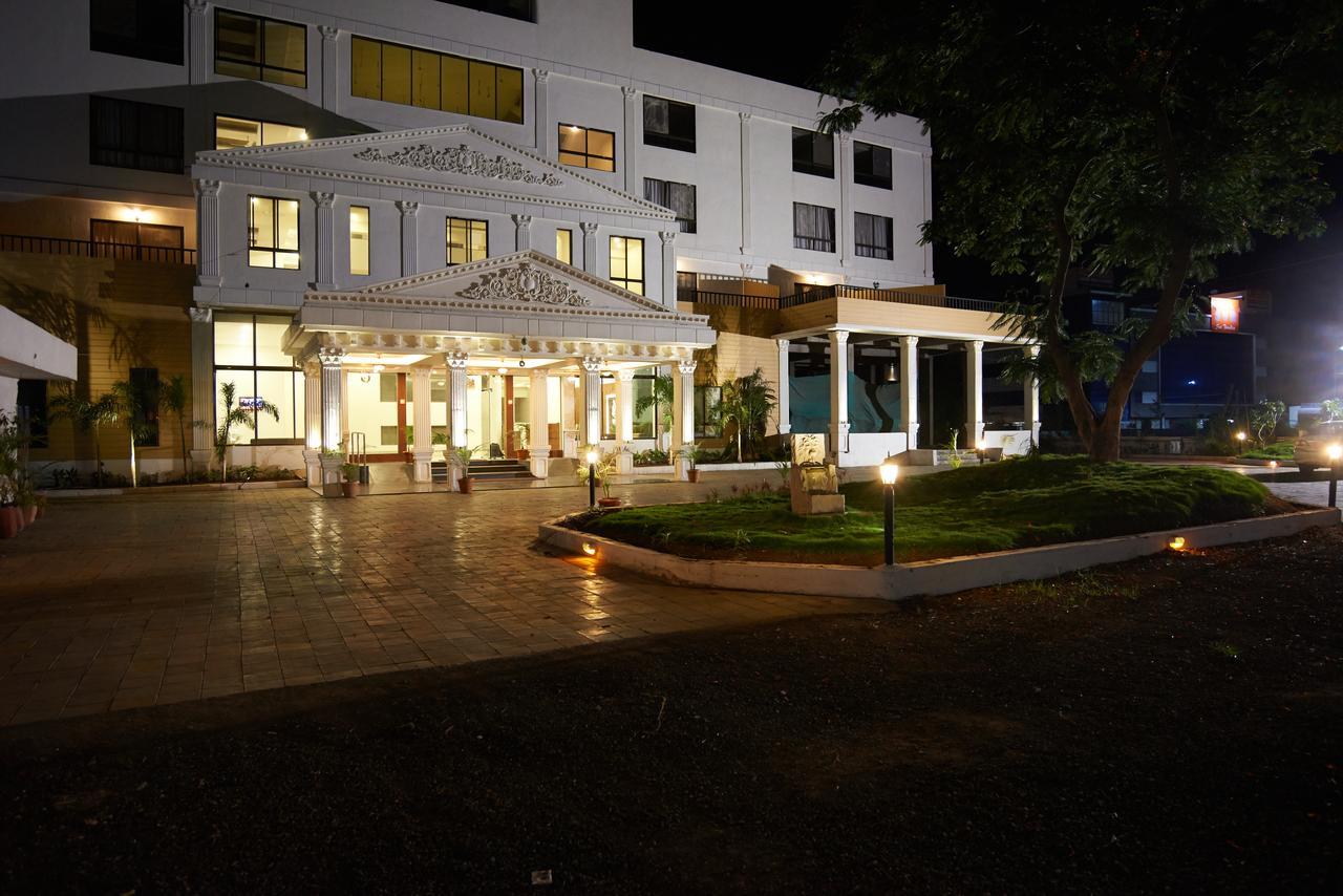 Sanskruti Heritage Resort Shirdi Buitenkant foto