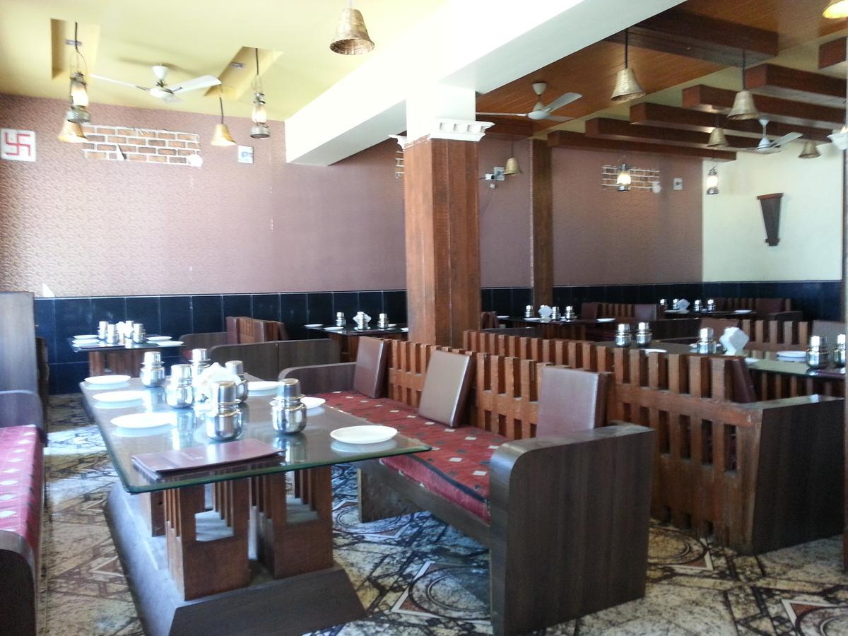 Sanskruti Heritage Resort Shirdi Buitenkant foto